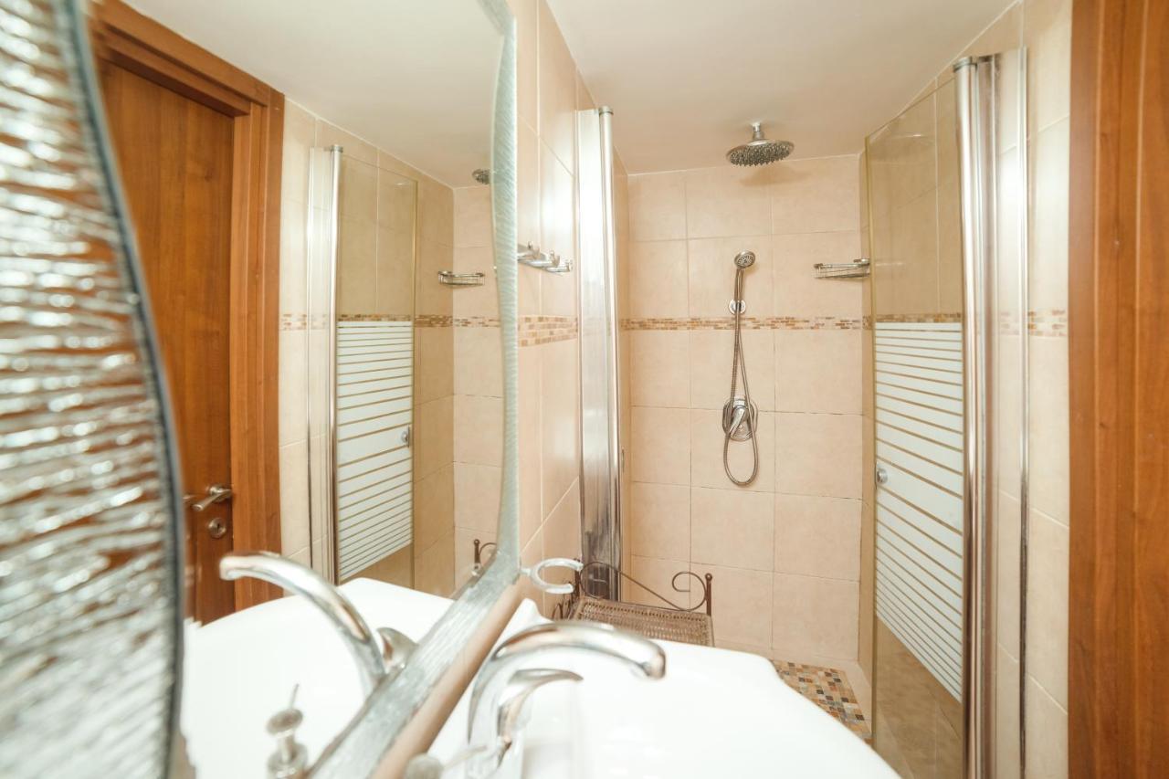 Cozy Studio "De Shalit" Herzliya Bagian luar foto
