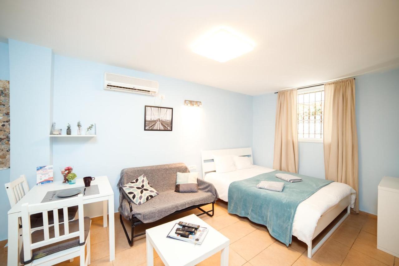 Cozy Studio "De Shalit" Herzliya Bagian luar foto
